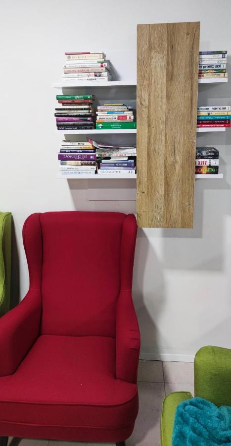 Krasny Priestranny Slnecny Apartman V Centre Mesta Trenčín Εξωτερικό φωτογραφία
