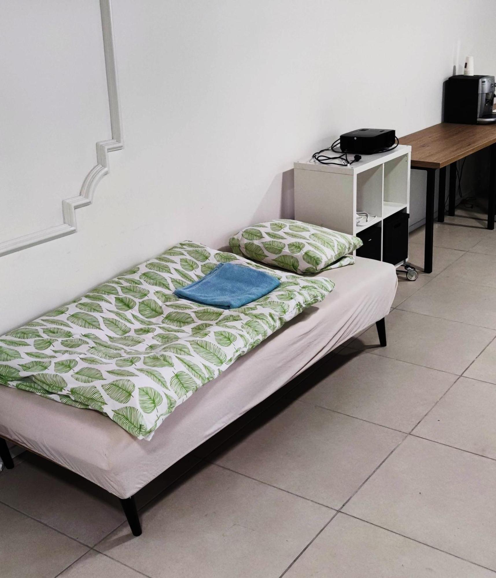 Krasny Priestranny Slnecny Apartman V Centre Mesta Trenčín Εξωτερικό φωτογραφία